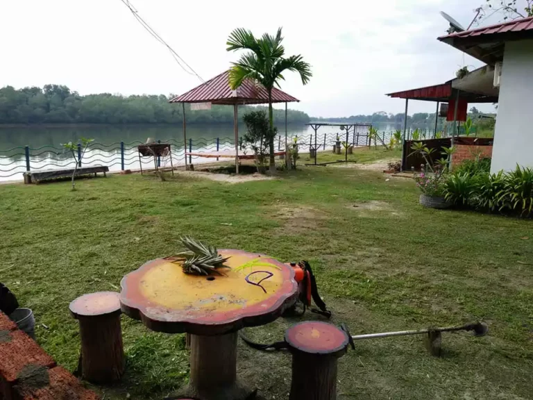 raid homestay chalet 768x576