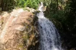 senarai air terjun di malaysia mengikut negeri 300x200
